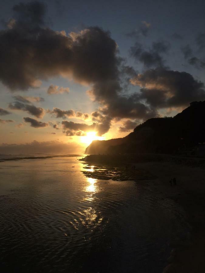 Uluwatu Villa Melasti Wardana מראה חיצוני תמונה